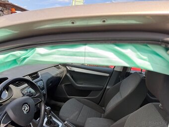 Škoda octavia 1.2TSI DSG 2916 pojizdna 2016 Ambiente - 18