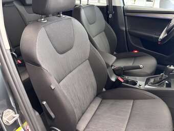 Škoda Octavia 1,6 TDI ELEGANCE - 18