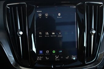 Volvo V60 D3 Momentum Automat+LED+Tažné+Panorama - 18