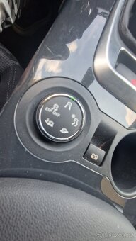 Peugeot 3008 1,6 115kw - 18