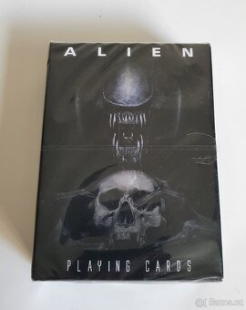 Alien votrelec zbierka - 18