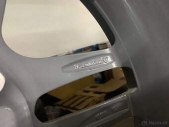 Komplet original nove alu kola Porsche Cayenne R19 Touareg - 18