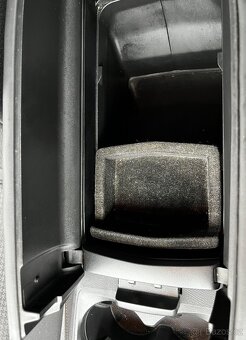 Peugeot 5008 1.2 PureTech 96 kW, r. 2018 - 18