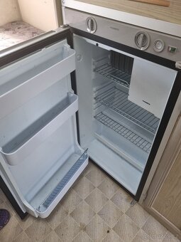 Obytný přívěs, karavan Alpine Sprite - 18