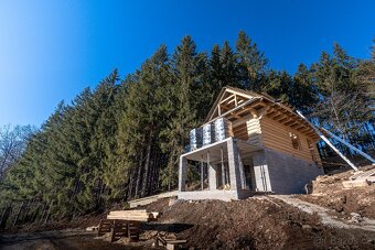 Na prodej – Rekreační chaty v obci Korňa (SK), ideální pro o - 18