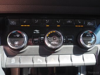 2018 Škoda Karoq 2.0 TDI 4x4 Style, Navigace - 18