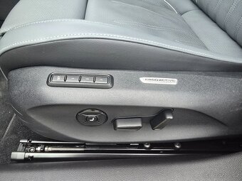 VW Passat 2.0tdi 2024 Elegance - 18