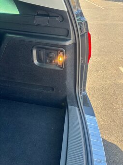 Vw sharan 2.0tdi - 18
