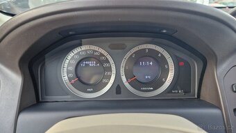 Volvo XC60 2,4D 120kW kůže - 18