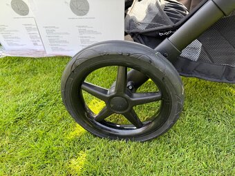 Bugaboo Fox 3 s velmi bohatým příslušenstvím - 18