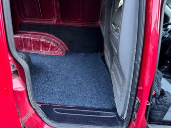 Volkswagen Caddy 1.9TDI,Rok:2009,Nová STK,Dobrý stav - 18