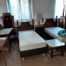 28x použitý hotelový nábytek kompletní pokoje - 18