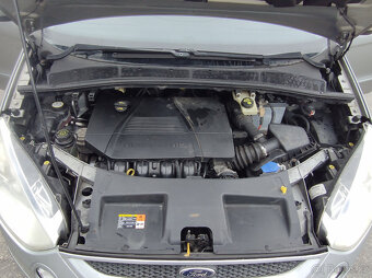 Ford S-MAX 2.0i -  7 míst - 18