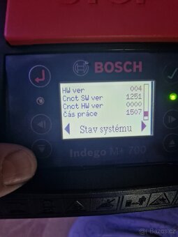 Robotická sekačka BOSCH  Indego M+ 700 - 18