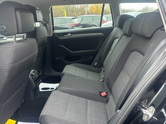 Volkswagen Passat 2022 - 18