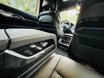 BMW 740d, Plná výbava, 14.000,-/týden - 18