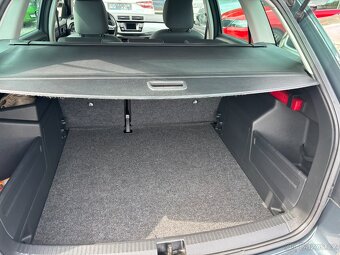 Škoda Fabia 1.2 Tsi 66kw r.v.2015, serviska - 18