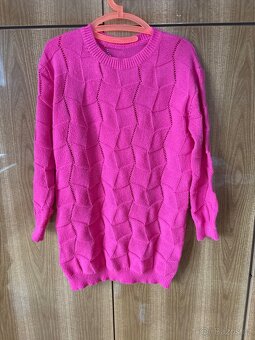 Ds.a ps. tricka a svetry, kosile, plavky ,tepla sala - 18