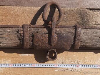 Prodám křovinořezy na díly za 1000kč - 18