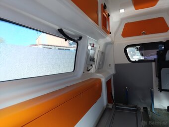 Ford Transit Custom Sanitní vůz - 18