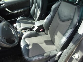 Peugeot 308 SW - 1,6 i ,GARANCE KM, 7 MÍST - 18
