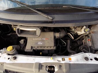 Ford Transit 2.2 TDCI 63 KW SWB 260 TAŽNÉ - 18