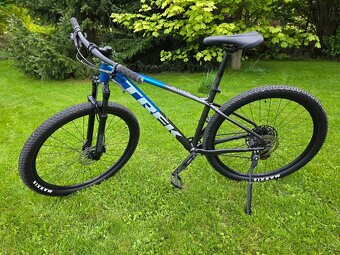 Trek Marlin 8 barva černo - modrá, velikost M/L - unisex - 18