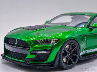 Shelby Mustang SuperSnake 1:18  GT Spirit - 18