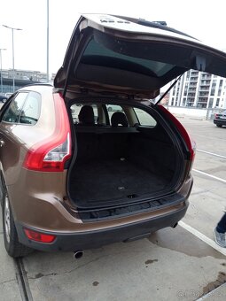 VOLVO XC 60 r. 2009 - 18