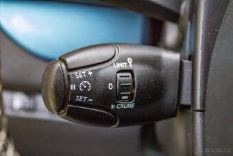 Peugeot Traveller 2.0 BlueHDi Allure - 18