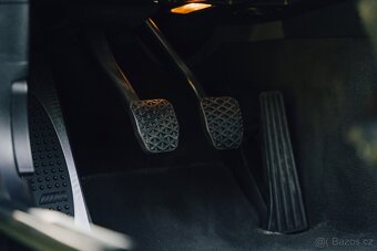 BMW 130i, najeto 142 tis, samosvor, podvozek - 18