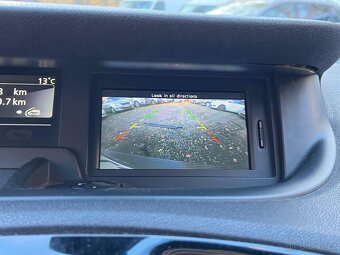 Renault Scenic 2.0 dCi 110 kW 7 míst INITIALE klima 2012 STK - 18