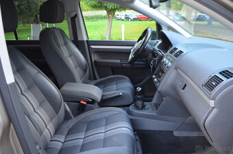 PRODÁM VW TOURAN 1.4TSI MATCH XEN NAVI PĚKNÝ - 18