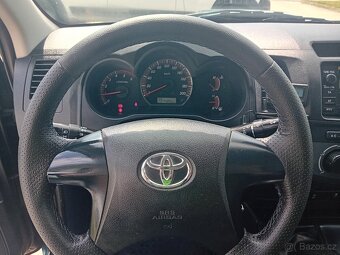 Toyota Hilux DC 2.5 I D-4D 106KW - 18