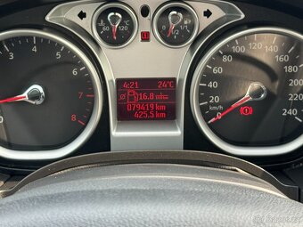 Ford Focus 1.6i 74kW - 18