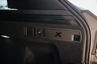 BMW X5 xDrive30d G05, najeto pouze 9tis. km, DPH - 18