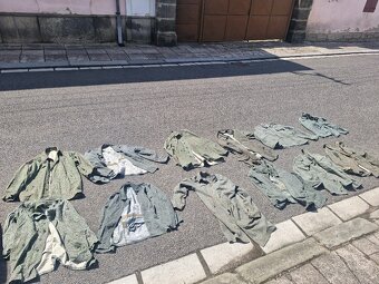 22x jehlickove uniformy - 18