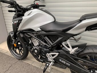 Honda CB 125R Nový model 2025 - 18