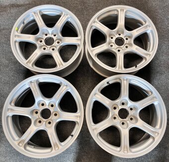 6x139.7 R20 Dodge RAM 1500 5.generace originál disky - 18