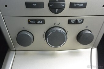 PRODÁM Opel Astra 1.6i16v AUTOMAT EASYTRONIC - 18