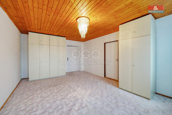 Prodej rodinného domu, 260 m², Háje - Kolová - 18