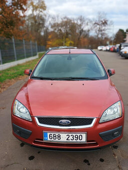 Ford Focus 1.6 combi - 18