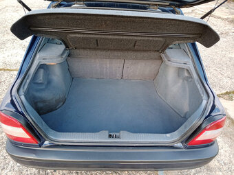 NISSAN SUNNY 1.4 LX - 18