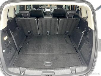 Ford S-MAX 2,0 TDCi LED Titanium AT 7míst - 18