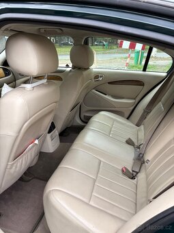 Jaguar S type 2.5l v6 147 kW - 18