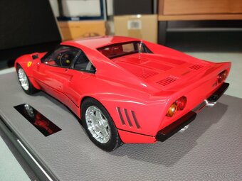 Ferrari 288 GTO 1984 Rosso 1:12 Top Marques Collectibles - 18