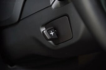 BMW X6, 40i,KOMFORT,KAMERA,ČR,DPH, - 18