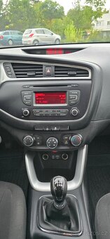 Kia Ceed 1,6 GDI hatchback 99kW - 18