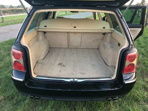 Volkswagen Passat 4.0i W8 - 18