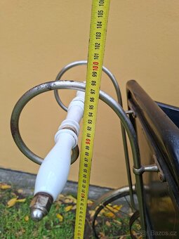 Starožitný kočárek pro miminko č.  633 - 18